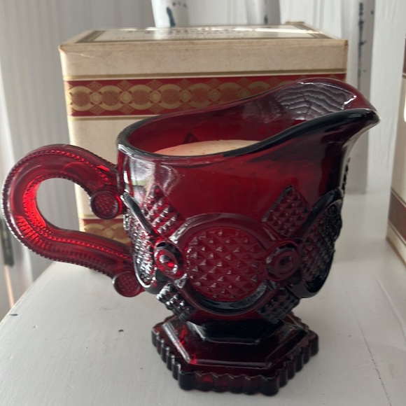 Avon 1876 Cape Cod Collection, Creamer Candle, Salt & Pepper/ Topaze Cologne. - Picture 3 of 8